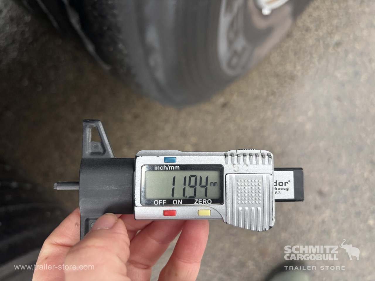 SCHMITZ Curtainsider Standard - Semirremolque lona: foto 4 SCHMITZ Curtainsider Standard - Semirremolque lona: foto 4