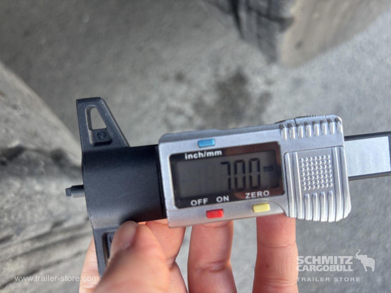 SCHMITZ Curtainsider Standard - Semirremolque lona: foto 2 SCHMITZ Curtainsider Standard - Semirremolque lona: foto 2