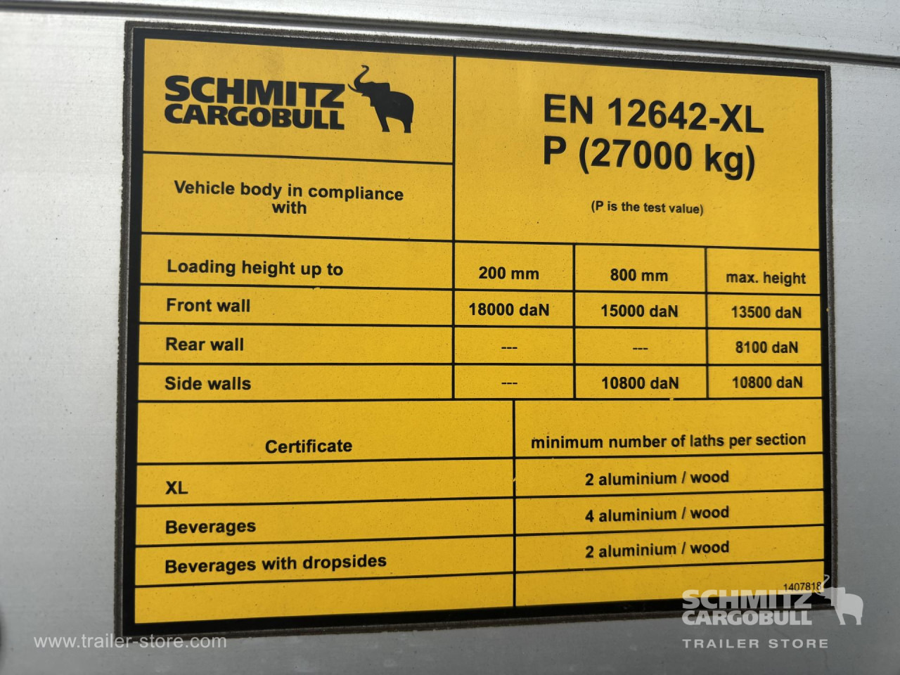 SCHMITZ Curtainsider Standard - Semirremolque lona: foto 2 SCHMITZ Curtainsider Standard - Semirremolque lona: foto 2