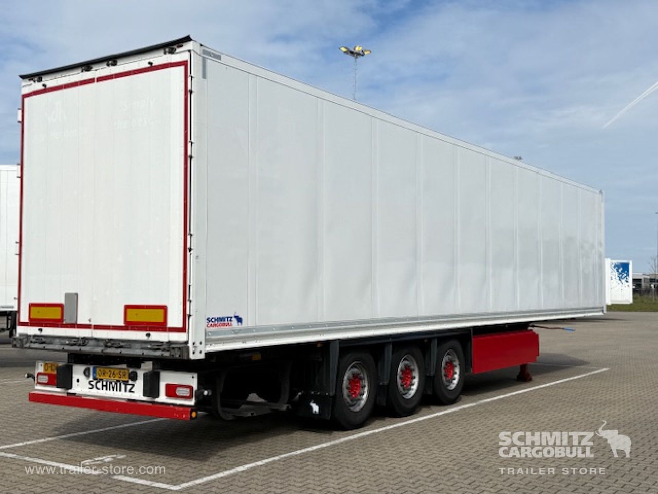 SCHMITZ Oplegger Kasten Standard - Caja cerrada semirremolque: foto 1 SCHMITZ Oplegger Kasten Standard - Caja cerrada semirremolque: foto 1