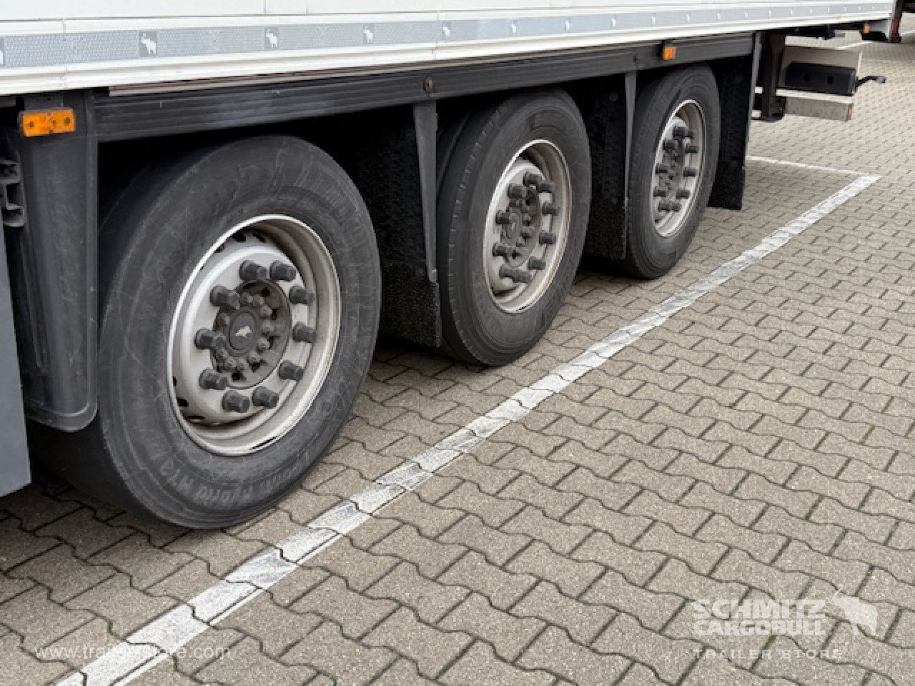 SCHMITZ Oplegger Vries Multitemp - Isotérmico semirremolque: foto 3 SCHMITZ Oplegger Vries Multitemp - Isotérmico semirremolque: foto 3