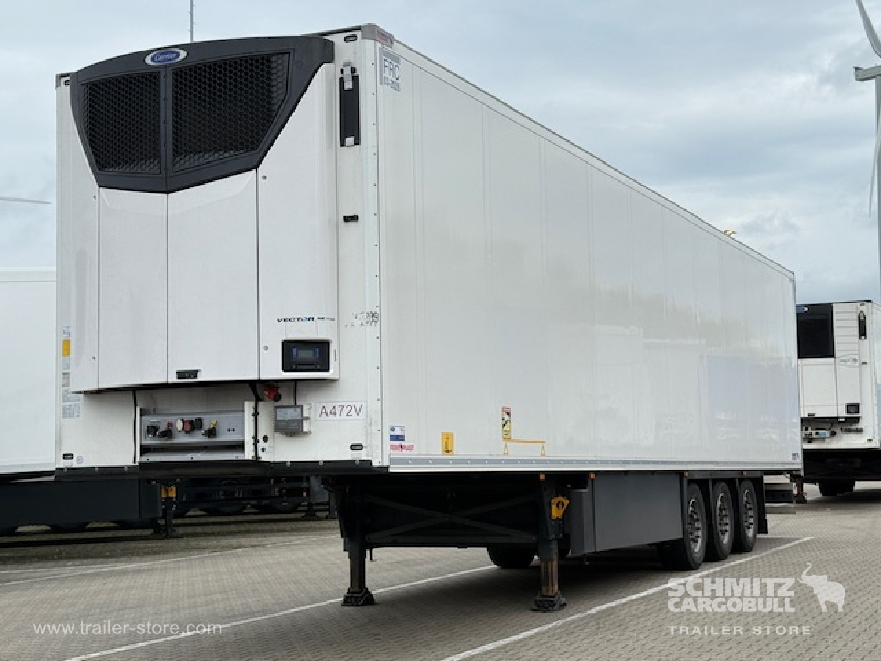 SCHMITZ Oplegger Vries Multitemp - Isotérmico semirremolque: foto 1 SCHMITZ Oplegger Vries Multitemp - Isotérmico semirremolque: foto 1