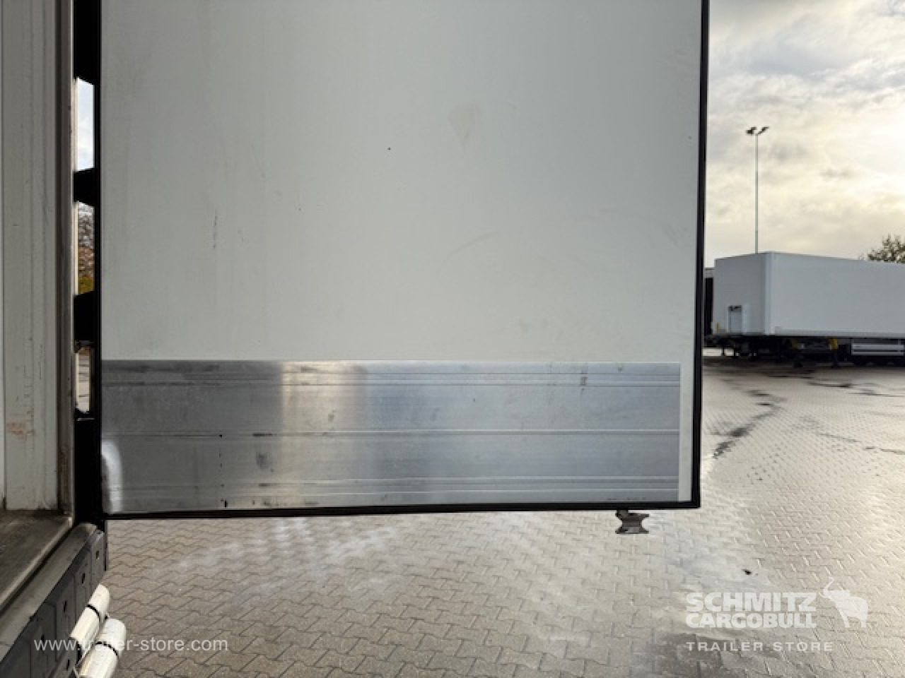 SCHMITZ Oplegger Vries Standard Double deck - Isotérmico semirremolque: foto 4 SCHMITZ Oplegger Vries Standard Double deck - Isotérmico semirremolque: foto 4