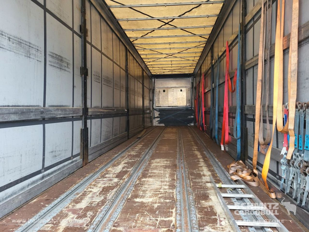 KOEGEL Curtainsider paper - Semirremolque lona: foto 4 KOEGEL Curtainsider paper - Semirremolque lona: foto 4