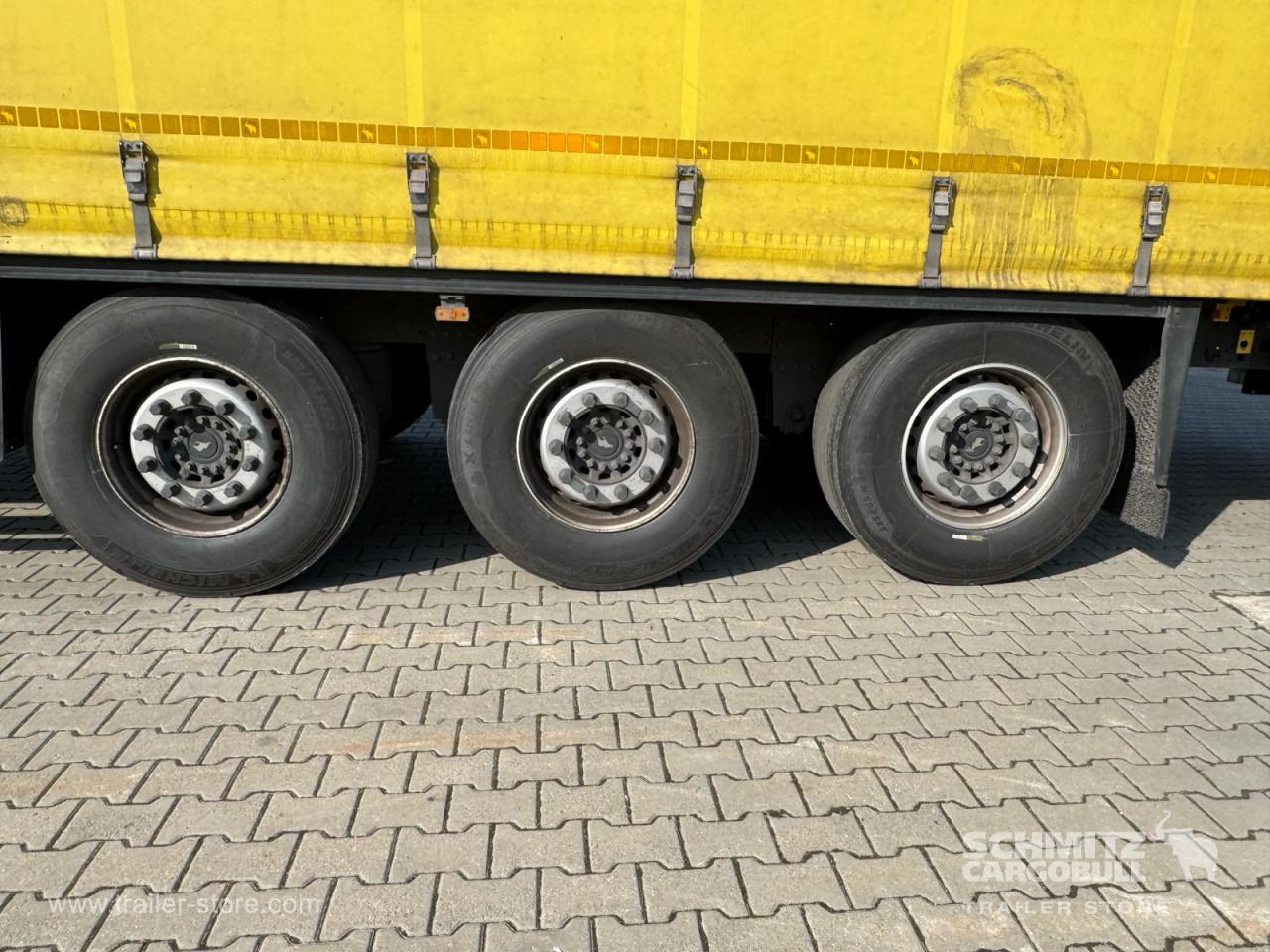 Semirremolque lona SCHMITZ Curtainsider Standard: foto 10 Semirremolque lona SCHMITZ Curtainsider Standard: foto 10