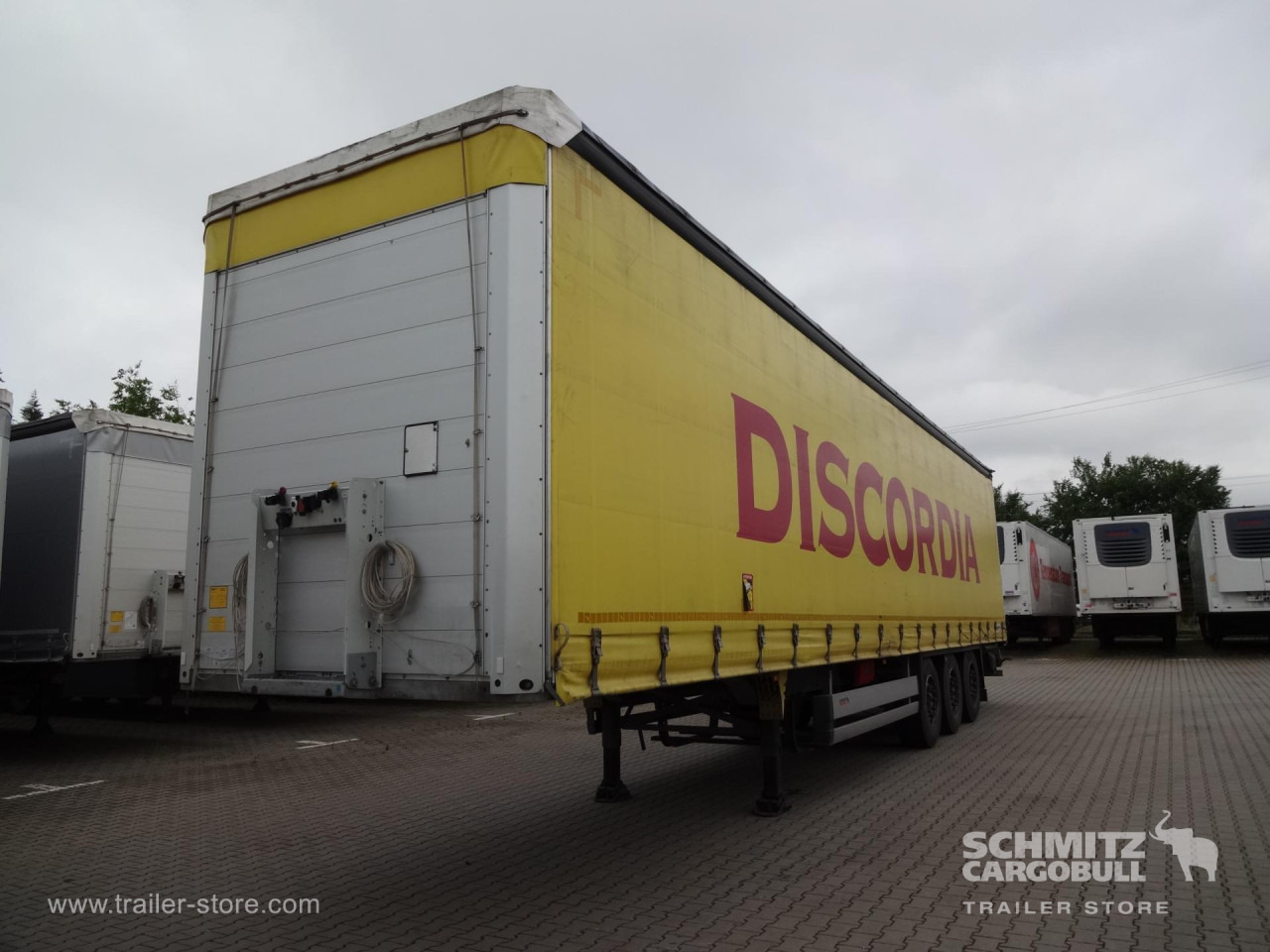 SCHMITZ Curtainsider Standard - Semirremolque lona: foto 1 SCHMITZ Curtainsider Standard - Semirremolque lona: foto 1
