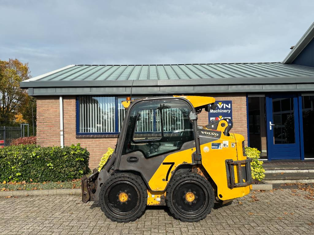 Volvo MC 70 - Minicargadora: foto 1 Volvo MC 70 - Minicargadora: foto 1