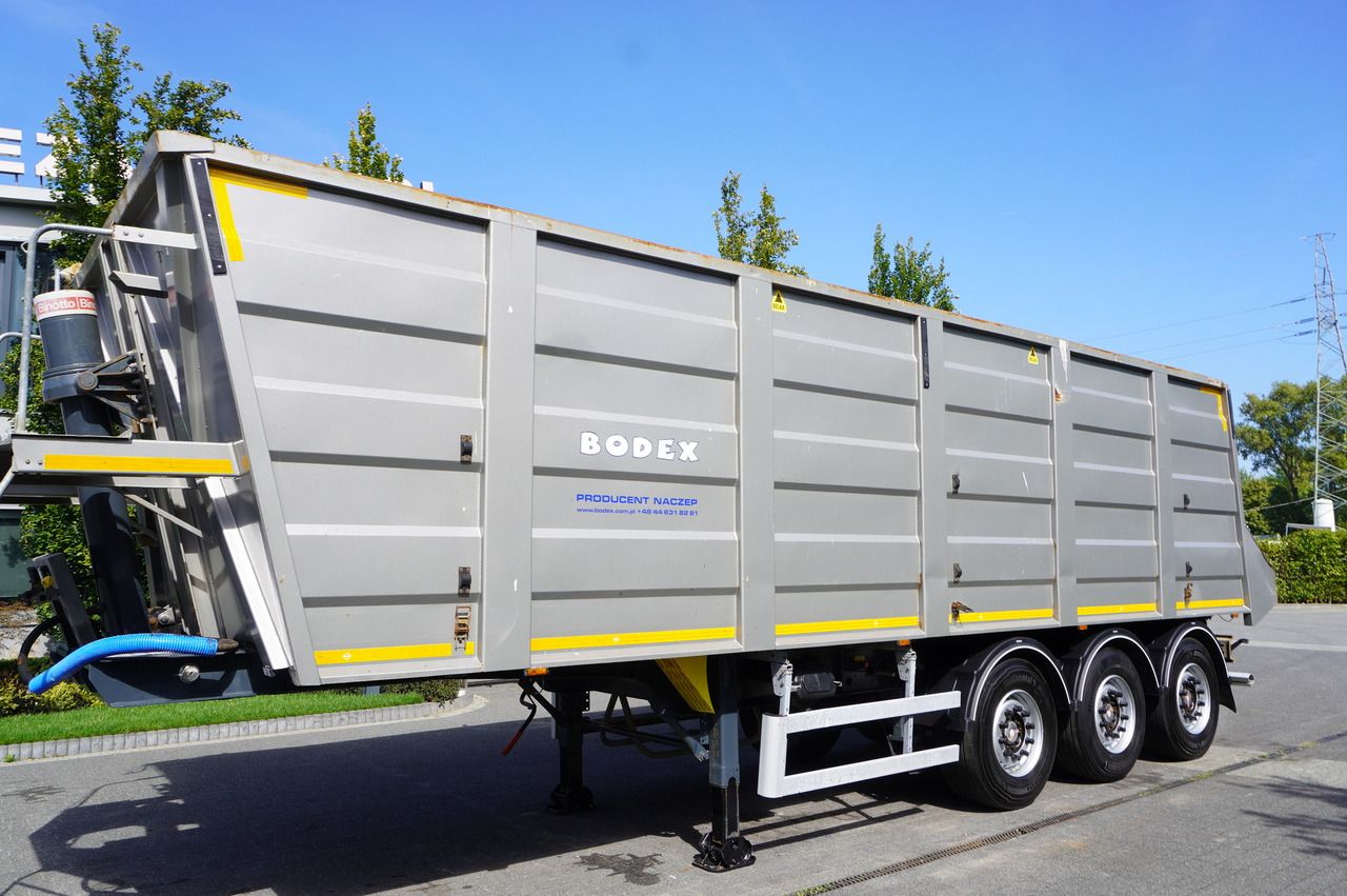 BODEX steel tipper semi-trailer 42 m³ - Volquete semirremolque: foto 2 BODEX steel tipper semi-trailer 42 m³ - Volquete semirremolque: foto 2