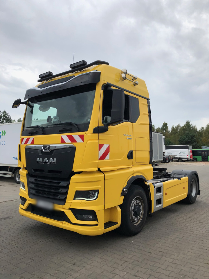 MAN TGX 18.510 4X4 BL SA tractor unit / 2023 - Cabeza tractora: foto 1 MAN TGX 18.510 4X4 BL SA tractor unit / 2023 - Cabeza tractora: foto 1