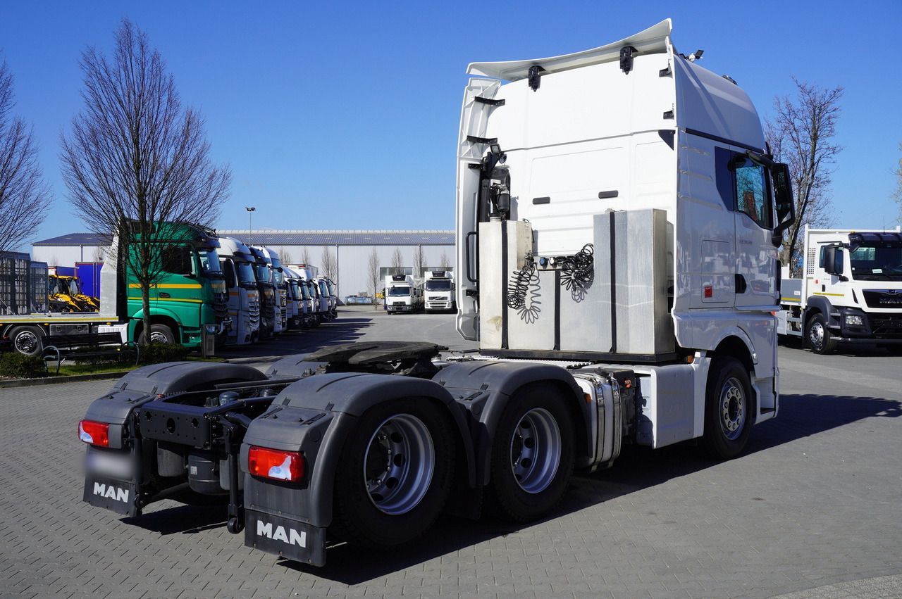 MAN TGX 28.510 6x2 / Sleeper cab / NEW tires / GVW 65 t - Cabeza tractora: foto 3 MAN TGX 28.510 6x2 / Sleeper cab / NEW tires / GVW 65 t - Cabeza tractora: foto 3