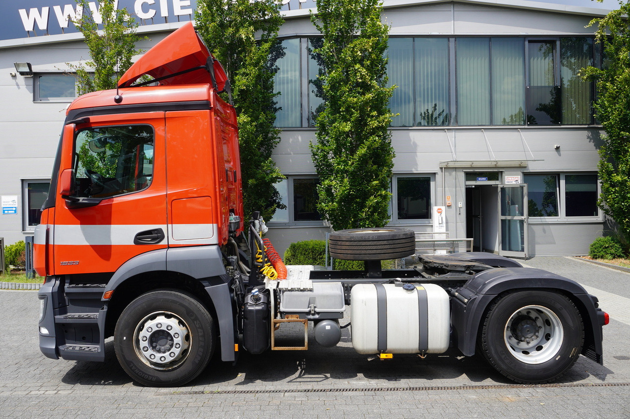 MERCEDES-BENZ Actros 1833 tractor unit / 260 tho. km - Cabeza tractora: foto 2 MERCEDES-BENZ Actros 1833 tractor unit / 260 tho. km - Cabeza tractora: foto 2