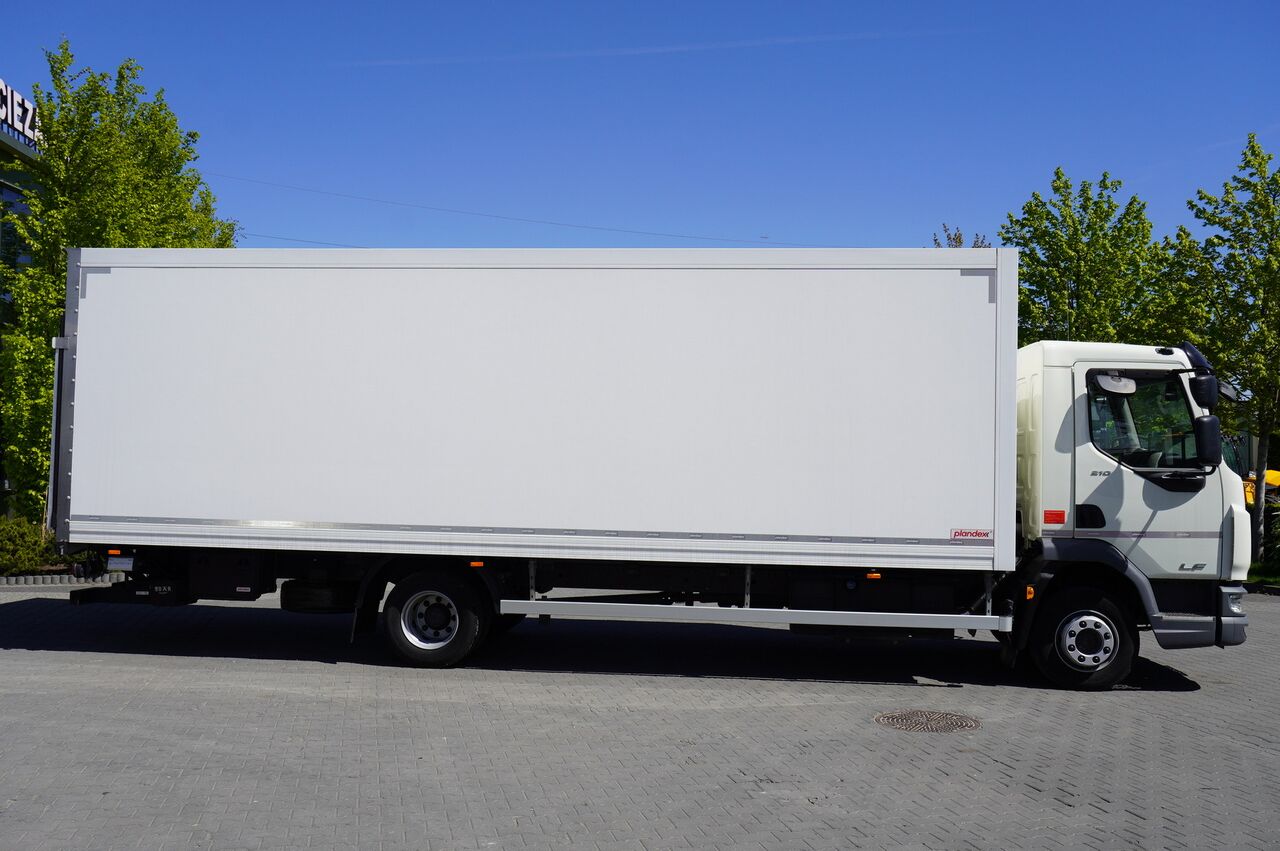 DAF LF 12.210 18-pallet container with tail lift / 50 tho. km / 2024 - Camión caja cerrada: foto 3 DAF LF 12.210 18-pallet container with tail lift / 50 tho. km / 2024 - Camión caja cerrada: foto 3