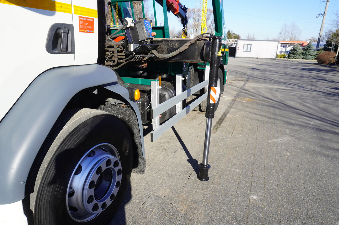 Camión grúa DAF LF 18.310 E6 / Skip loader Fornal NKR 130V / HDS HMF 735 K2 / Manual gearbox: foto 20