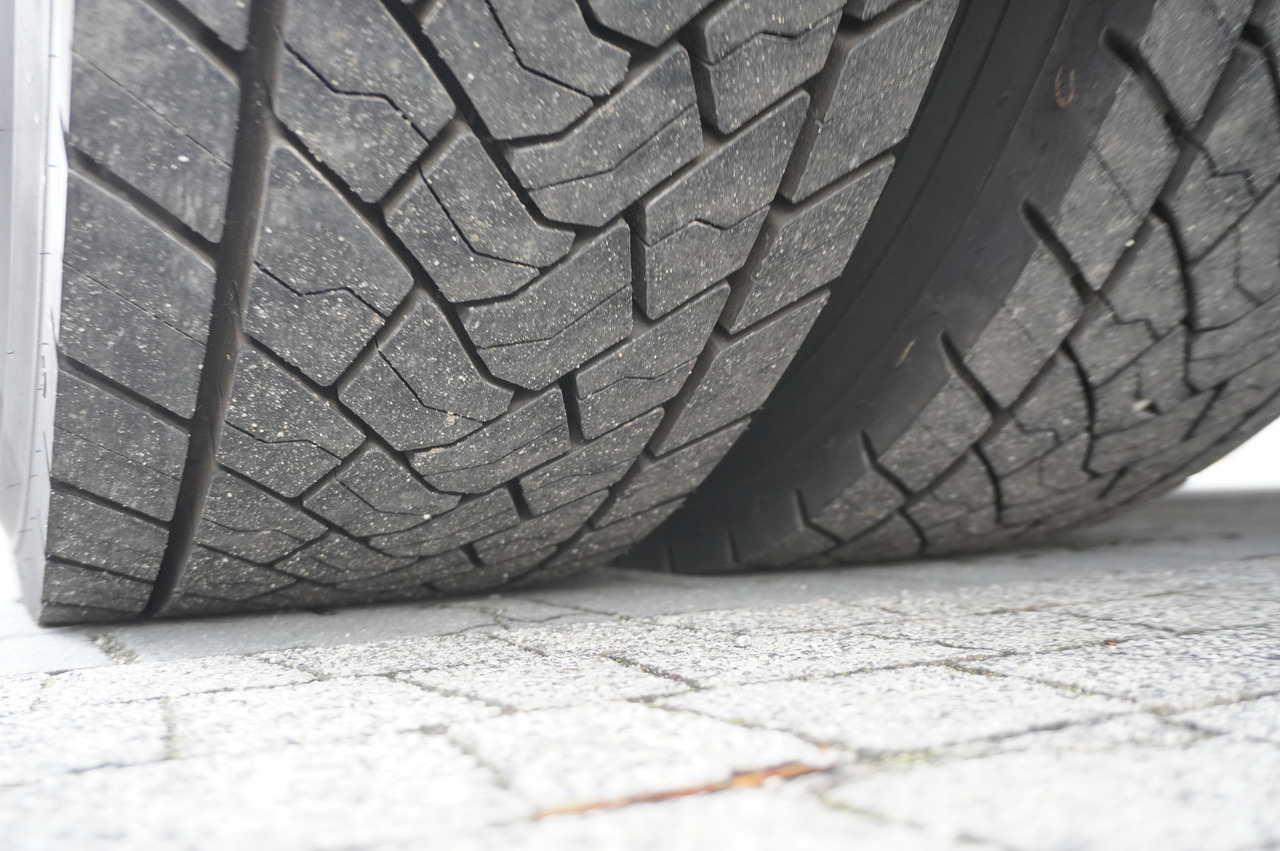 Leasing financiero de DAF NEW XG 480 6×2 / 2025 / KRONE 20 EPAL Doppelstock Refrigerator / Thermoking T-1000R / No mileage / steered axle leasing DAF NEW XG 480 6×2 / 2025 / KRONE 20 EPAL Doppelstock Refrigerator / Thermoking T-1000R / No mileage / steered axle: foto 14