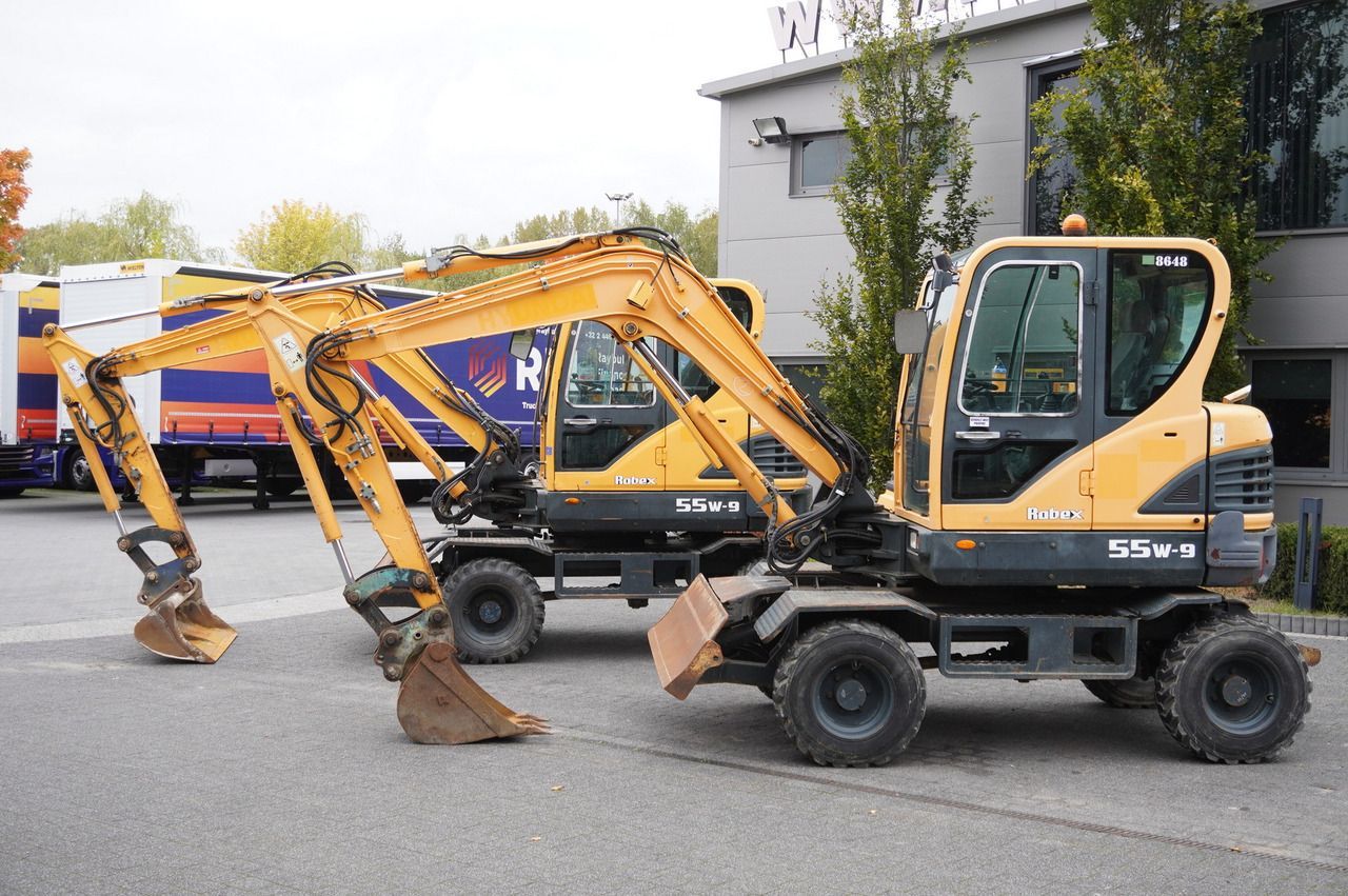 Hyundai Robex 55W-9 Wheeled Excavator 5.5t / 2pcs - Miniexcavadora: foto 2 Hyundai Robex 55W-9 Wheeled Excavator 5.5t / 2pcs - Miniexcavadora: foto 2