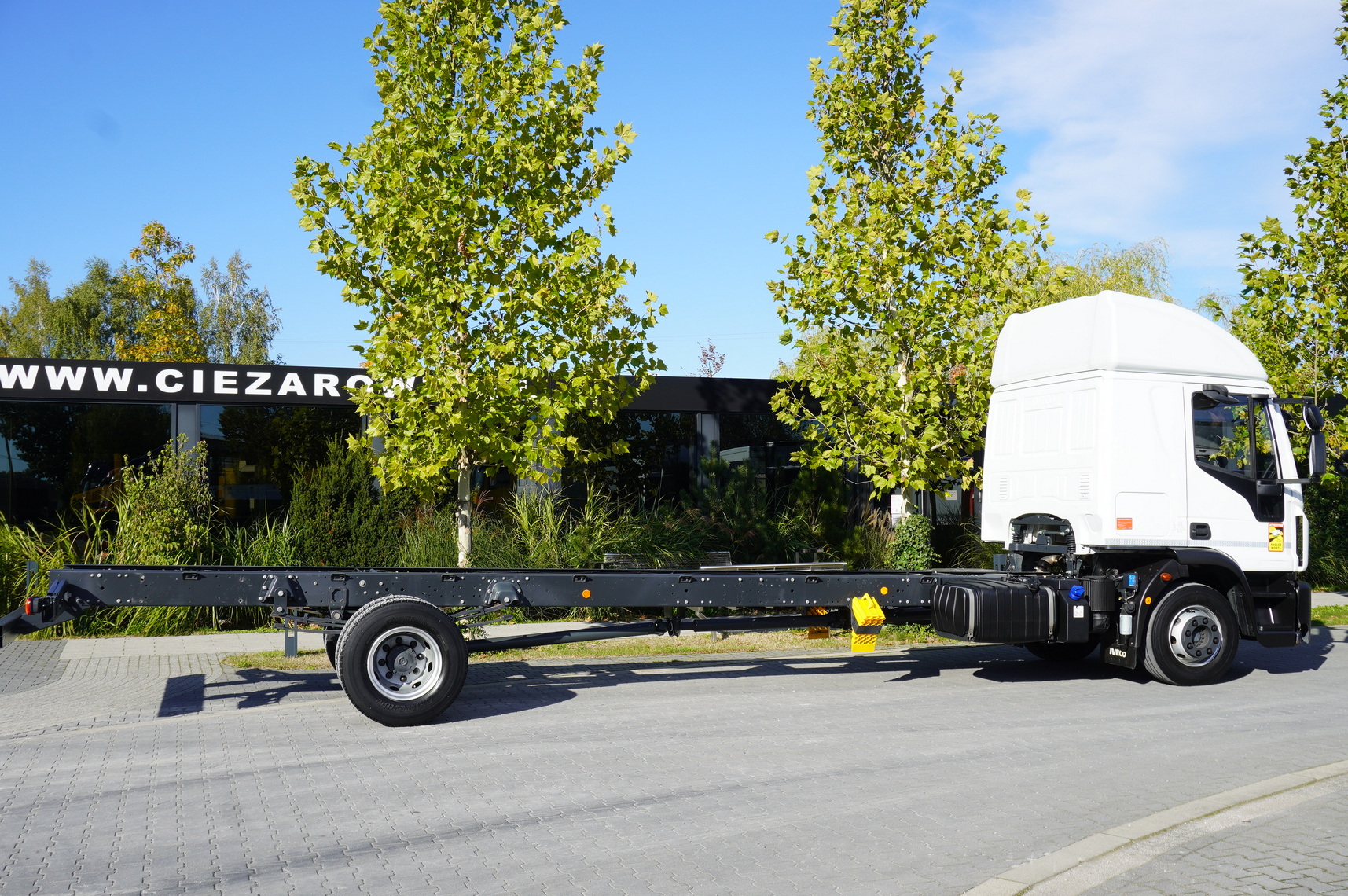 IVECO Eurocargo 140e19 4×2 E6 Glob / ADR / frame 8,1m - Chasis camión: foto 3 IVECO Eurocargo 140e19 4×2 E6 Glob / ADR / frame 8,1m - Chasis camión: foto 3