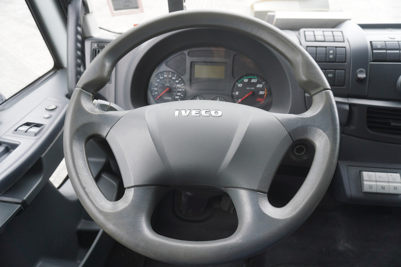 Camión caja abierta IVECO Eurocargo 150 E25 / 90 tho. km !!! / Tow truck: foto 25 Camión caja abierta IVECO Eurocargo 150 E25 / 90 tho. km !!! / Tow truck: foto 25