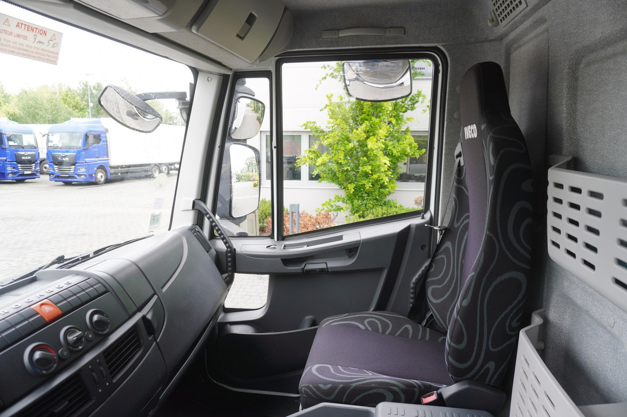 Camión caja abierta IVECO Eurocargo 150 E25 / 90 tho. km !!! / Tow truck: foto 20 Camión caja abierta IVECO Eurocargo 150 E25 / 90 tho. km !!! / Tow truck: foto 20