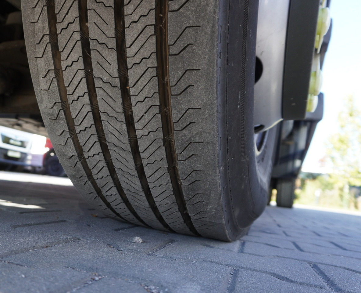 Camión caja cerrada IVECO Eurocargo 160E21 / Only 11 thousand km!!! / Box 18 EPAL: foto 9