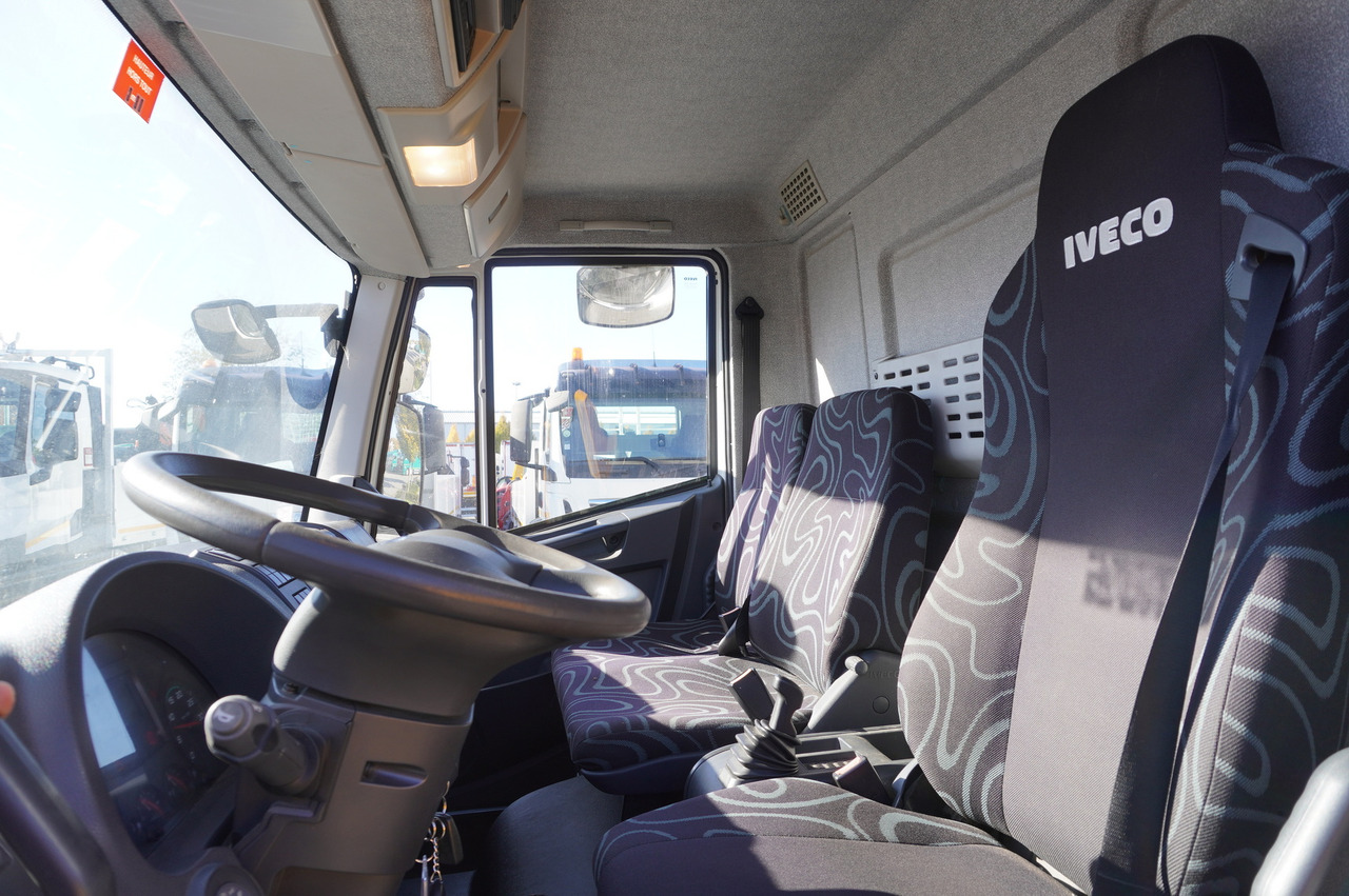 Camión caja cerrada IVECO Eurocargo 160E21 / Only 11 thousand km!!! / Box 18 EPAL: foto 18