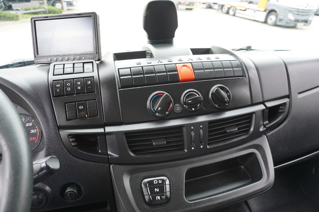 Frigorífico camión IVECO Eurocargo 190-280L E6 4x2 / Refrigerator / Dhollandia DHSM.20 tail lift / 21 pallets: foto 11 Frigorífico camión IVECO Eurocargo 190-280L E6 4x2 / Refrigerator / Dhollandia DHSM.20 tail lift / 21 pallets: foto 11