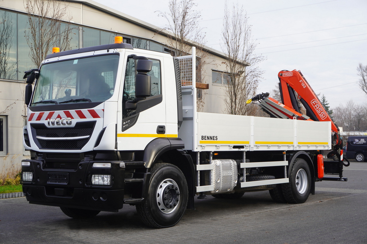 IVECO Stralis X-Way 310 4x2 E6 / Fassi F155 crane / 670 MTH / Remote control / Rotator / 130 tho. km - Camión grúa: foto 2 IVECO Stralis X-Way 310 4x2 E6 / Fassi F155 crane / 670 MTH / Remote control / Rotator / 130 tho. km - Camión grúa: foto 2