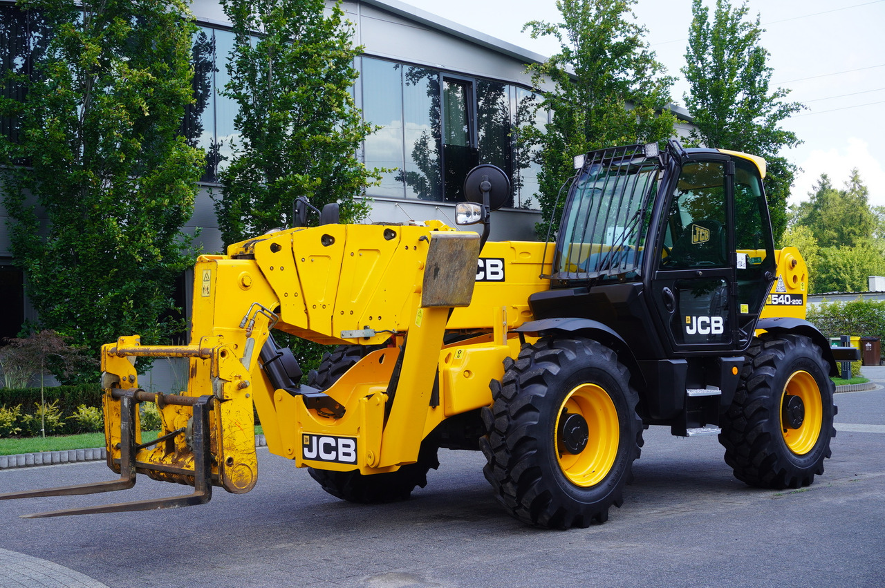 JCB 540-200 Telescopic Loader / 20 m reach / joystick - Cargadora de ruedas telescópica: foto 2 JCB 540-200 Telescopic Loader / 20 m reach / joystick - Cargadora de ruedas telescópica: foto 2