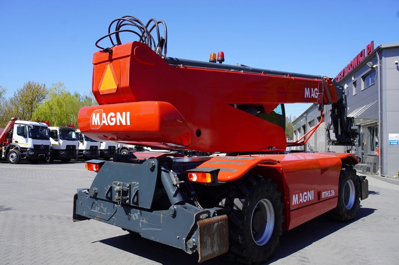 MAGNI RTH 5.26 telescopic loader / Range 26 m / load cap 5000 kg / Remote control - Cargadora de ruedas telescópica: foto 5 MAGNI RTH 5.26 telescopic loader / Range 26 m / load cap 5000 kg / Remote control - Cargadora de ruedas telescópica: foto 5