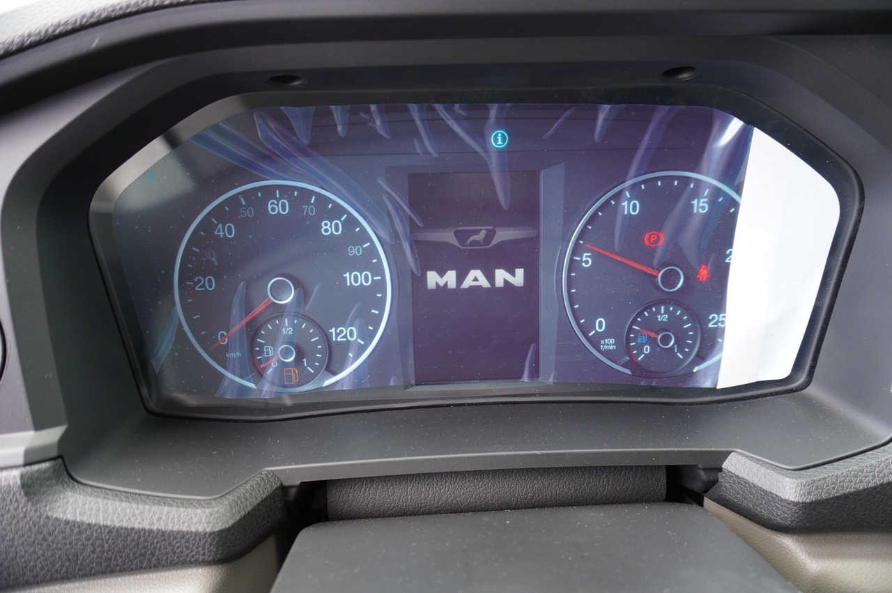 Isotérmico camión nuevo MAN New TGX 26.400 / NEW IGLOOCAR refrigerator 20 pallets / 6×2 / 2024 / 2 units: foto 19 Isotérmico camión nuevo MAN New TGX 26.400 / NEW IGLOOCAR refrigerator 20 pallets / 6×2 / 2024 / 2 units: foto 19