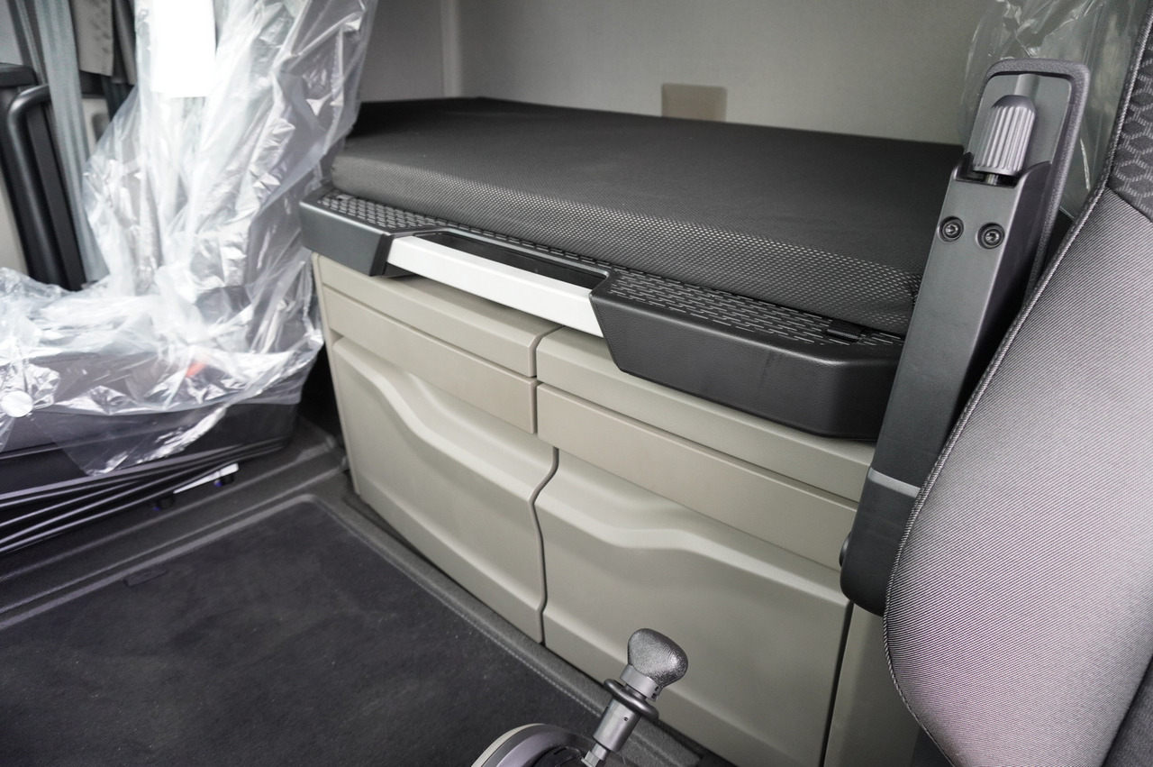 Isotérmico camión nuevo MAN New TGX 26.400 / NEW IGLOOCAR refrigerator 20 pallets / 6×2 / 2024 / 2 units: foto 21 Isotérmico camión nuevo MAN New TGX 26.400 / NEW IGLOOCAR refrigerator 20 pallets / 6×2 / 2024 / 2 units: foto 21