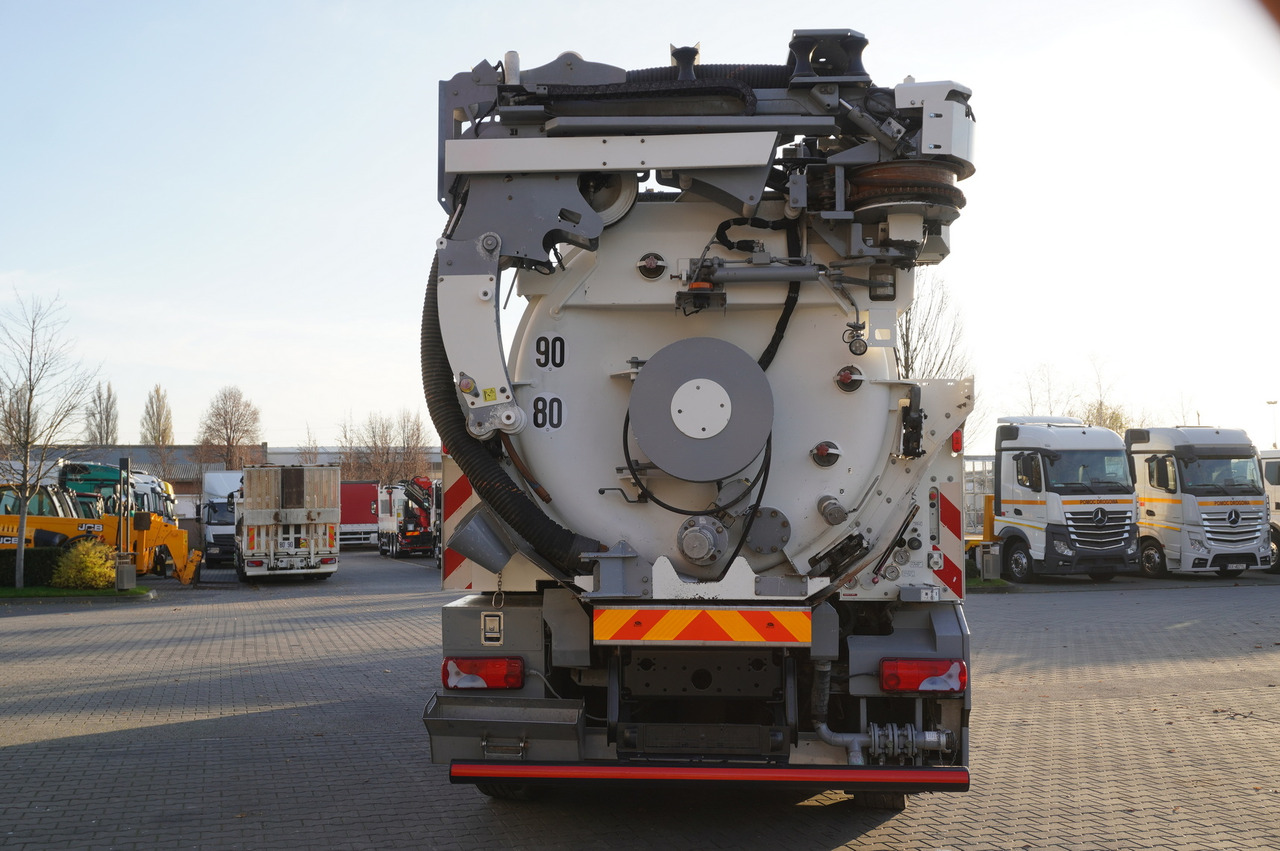 MAN TGS 26.360 E6 / RIVARD sewage cleaner 18 m3 / 180 tho. km / steering axle / 2 units - Limpieza de alcantarillado: foto 5 MAN TGS 26.360 E6 / RIVARD sewage cleaner 18 m3 / 180 tho. km / steering axle / 2 units - Limpieza de alcantarillado: foto 5