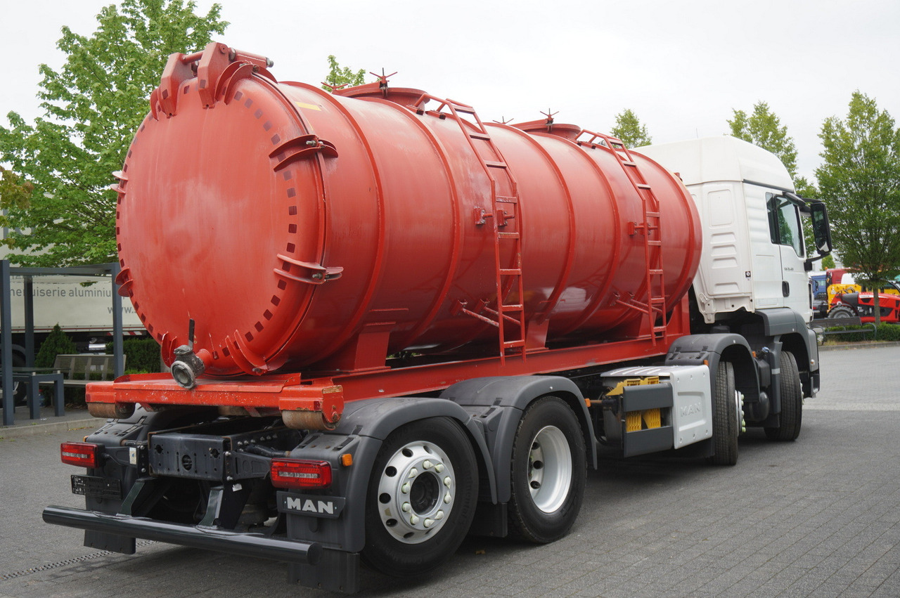 MAN TGS 35.420 8×2 / NEW septic barrel 13000 L / 3 steered axles - Cisterna camión: foto 4 MAN TGS 35.420 8×2 / NEW septic barrel 13000 L / 3 steered axles - Cisterna camión: foto 4