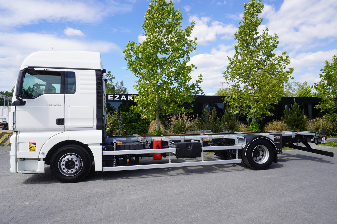 MAN TGX 18.430 / BDF 7.5 m / sleeping cab / 2021 - Portacontenedore/ Intercambiable camión: foto 2 MAN TGX 18.430 / BDF 7.5 m / sleeping cab / 2021 - Portacontenedore/ Intercambiable camión: foto 2