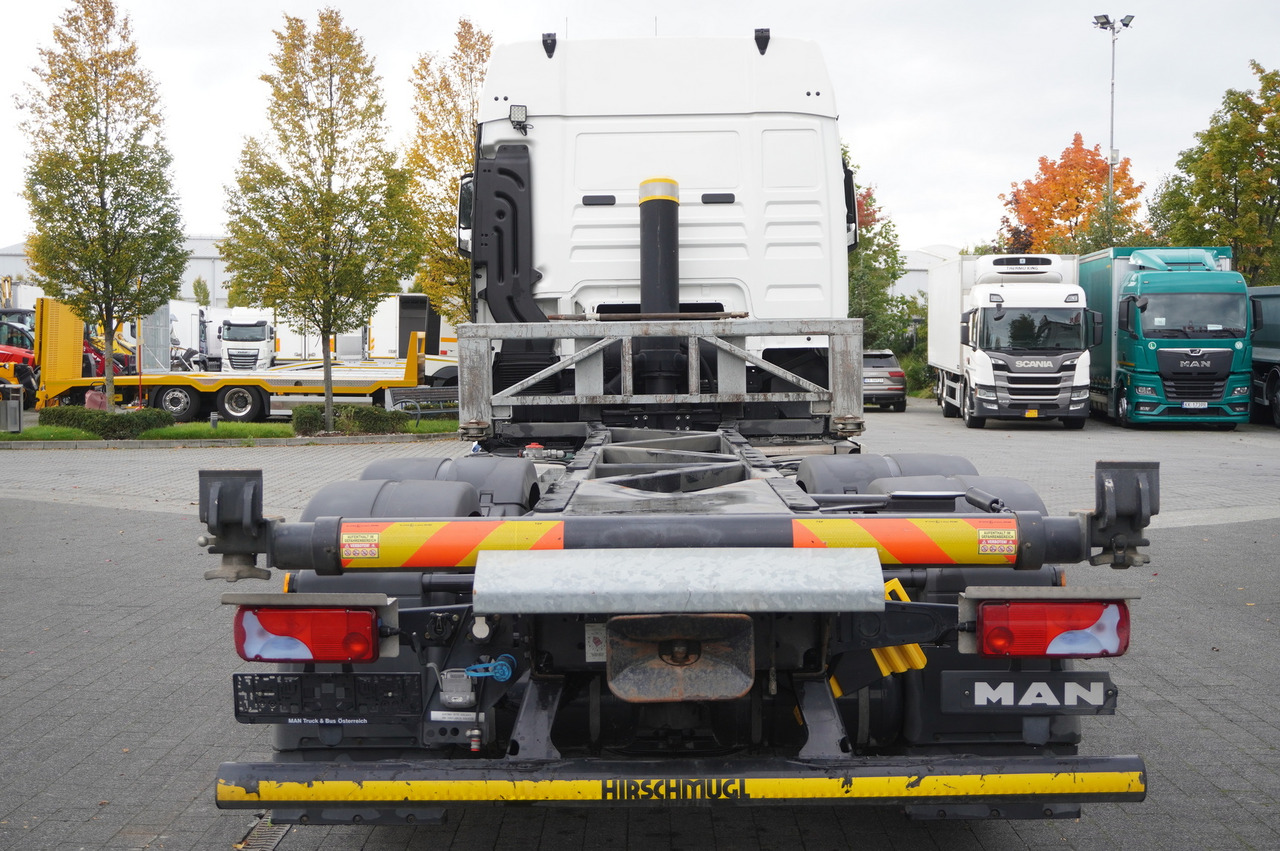 MAN TGX 26.470 6x2 COINTAINERKIPPER HYVA HIRMSCHLING / 200 tho. km! - Portacontenedore/ Intercambiable camión: foto 3 MAN TGX 26.470 6x2 COINTAINERKIPPER HYVA HIRMSCHLING / 200 tho. km! - Portacontenedore/ Intercambiable camión: foto 3