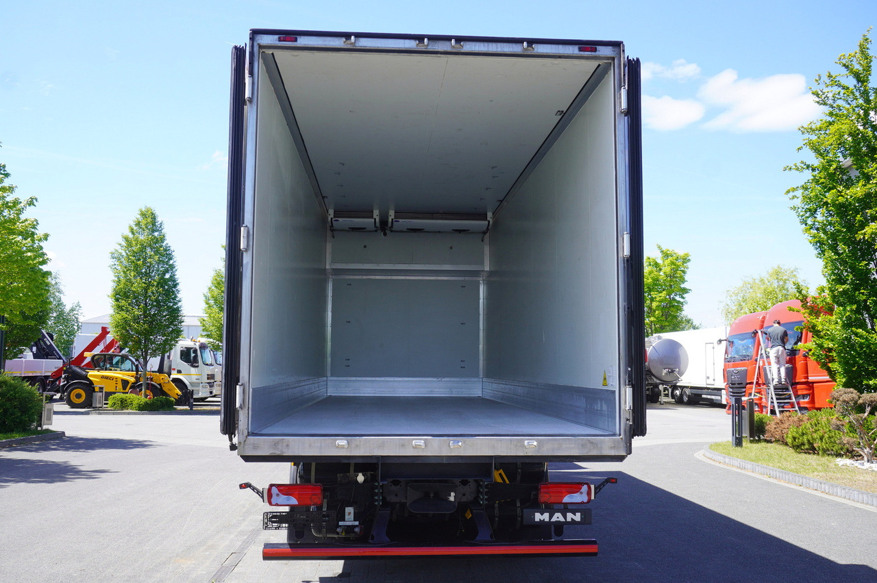 MAN TGX 26.510 / 2022 / NEW Krone bitemperature refrigerated truck / Carrier Supra 850 MT / 4 units - Frigorífico camión: foto 4 MAN TGX 26.510 / 2022 / NEW Krone bitemperature refrigerated truck / Carrier Supra 850 MT / 4 units - Frigorífico camión: foto 4