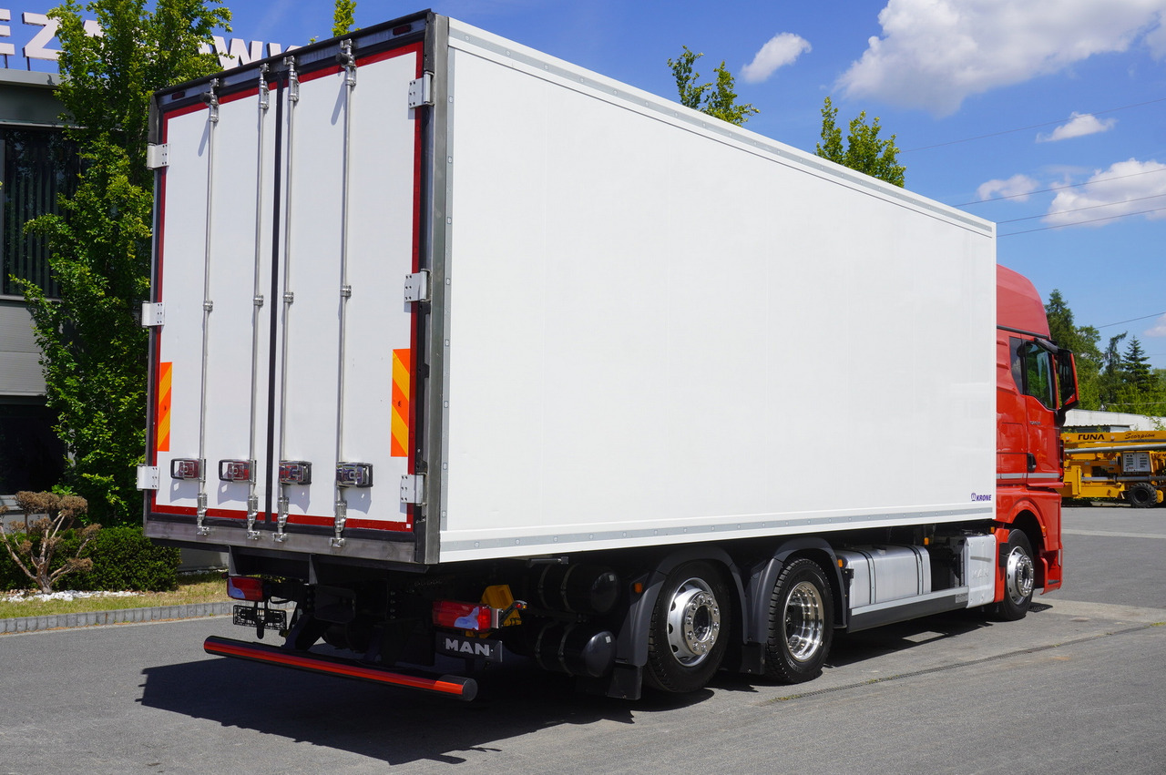 MAN TGX 26.510 / 2022 / NEW Krone bitemperature refrigerated truck / Carrier Supra 850 MT / 4 units - Frigorífico camión: foto 5 MAN TGX 26.510 / 2022 / NEW Krone bitemperature refrigerated truck / Carrier Supra 850 MT / 4 units - Frigorífico camión: foto 5