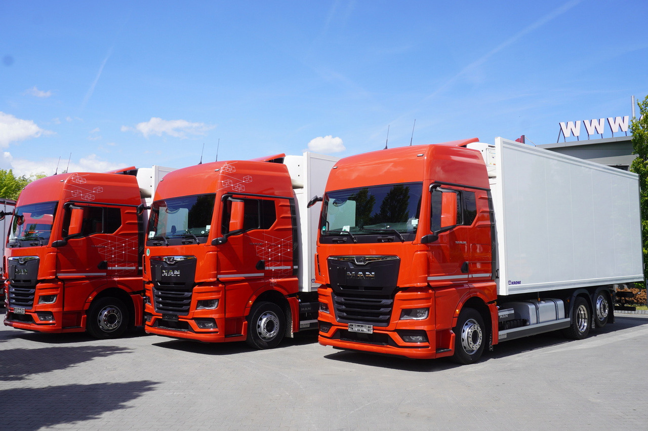 MAN TGX 26.510 / 2022 / New Krone refrigerator bitemperature / Dopplestock / 4 units - Frigorífico camión: foto 1 MAN TGX 26.510 / 2022 / New Krone refrigerator bitemperature / Dopplestock / 4 units - Frigorífico camión: foto 1