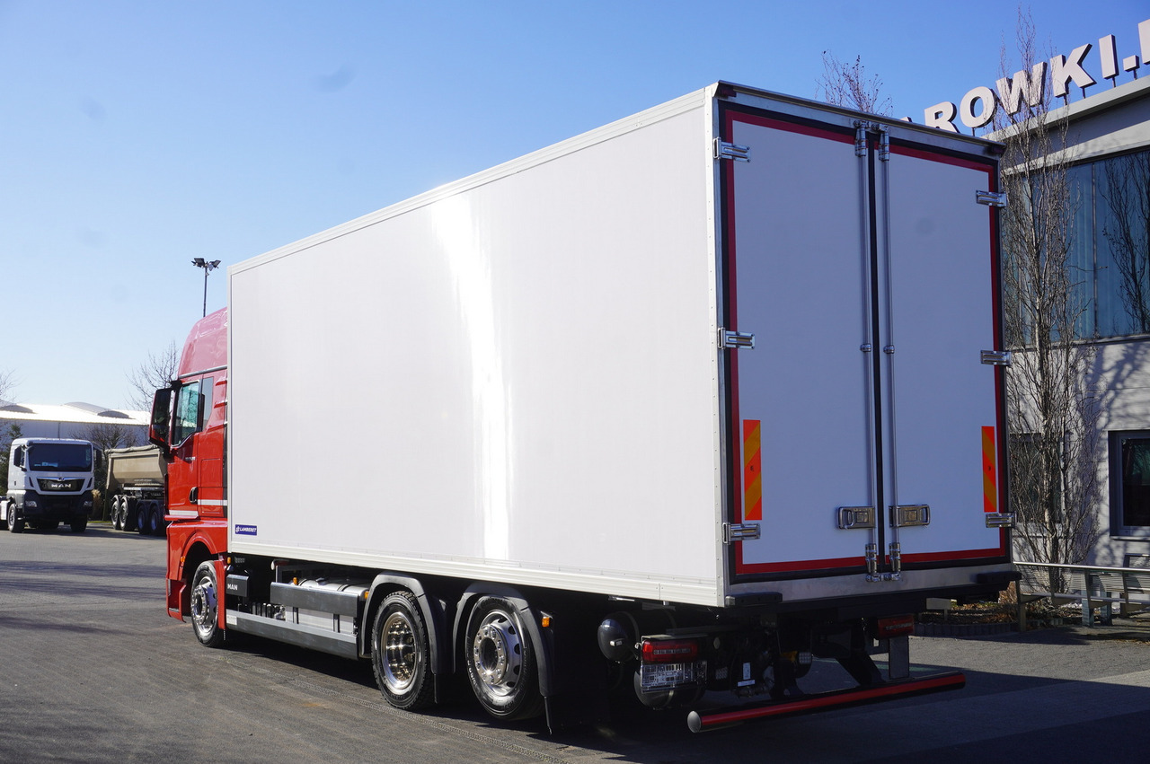 MAN TGX 26.510 / 2022 / New Lamberet refrigerator bitemperature/ Carrier Supra 1150 MT / 4 units - Frigorífico camión: foto 3 MAN TGX 26.510 / 2022 / New Lamberet refrigerator bitemperature/ Carrier Supra 1150 MT / 4 units - Frigorífico camión: foto 3