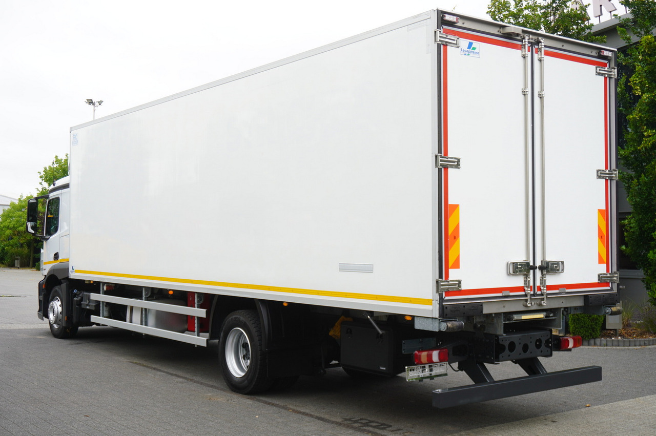MERCEDES-BENZ Actros 1824 / Refrigerator 22 EPAL / Carrier Supra 950 / Sleeping cabin - Frigorífico camión: foto 2 MERCEDES-BENZ Actros 1824 / Refrigerator 22 EPAL / Carrier Supra 950 / Sleeping cabin - Frigorífico camión: foto 2