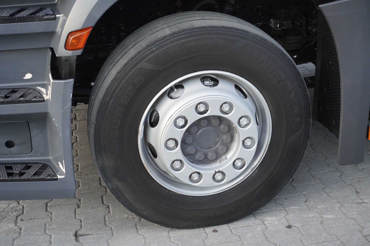 Leasing financiero de MERCEDES-BENZ Actros 1830 4x2 E6 / Curtainsider 18 EPAL / Sleeper cab leasing MERCEDES-BENZ Actros 1830 4x2 E6 / Curtainsider 18 EPAL / Sleeper cab: foto 17 Leasing financiero de MERCEDES-BENZ Actros 1830 4x2 E6 / Curtainsider 18 EPAL / Sleeper cab leasing MERCEDES-BENZ Actros 1830 4x2 E6 / Curtainsider 18 EPAL / Sleeper cab: foto 17