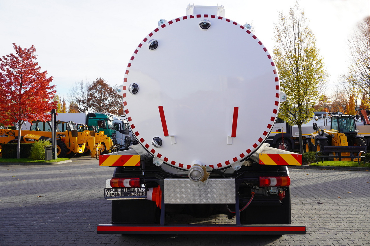 MERCEDES-BENZ Actros 1833 / 260 tho. km / NEW septic tank 11000 l - Cisterna camión: foto 4 MERCEDES-BENZ Actros 1833 / 260 tho. km / NEW septic tank 11000 l - Cisterna camión: foto 4