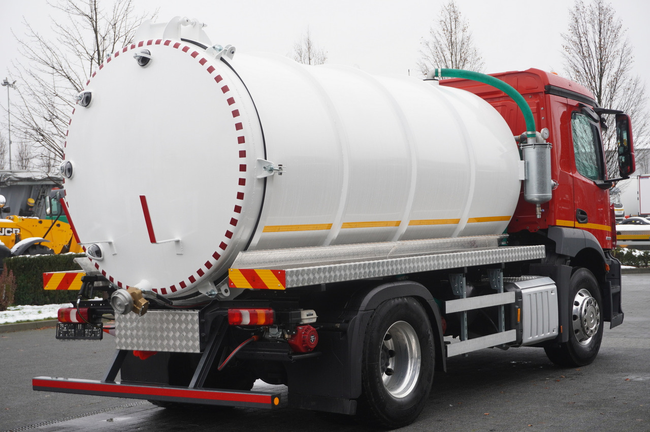 MERCEDES-BENZ Actros 1833 / 260 tho. km / NEW septic tank 11000 l - Cisterna camión: foto 5 MERCEDES-BENZ Actros 1833 / 260 tho. km / NEW septic tank 11000 l - Cisterna camión: foto 5