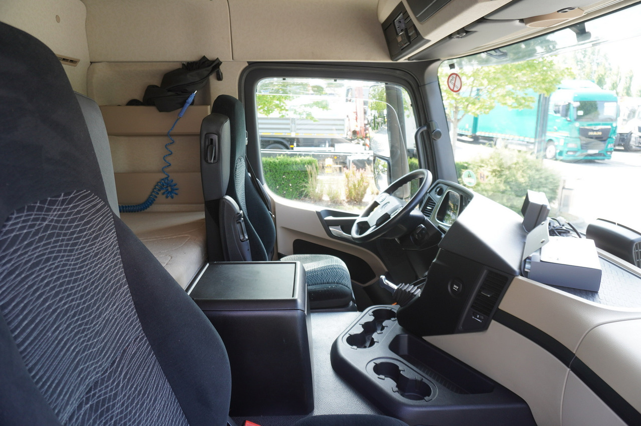 Volquete camión MERCEDES-BENZ Actros 1840 / New 3-side tipper 10 EPAL / Diff. lock / Load cap 10 t [ Copy ]: foto 28