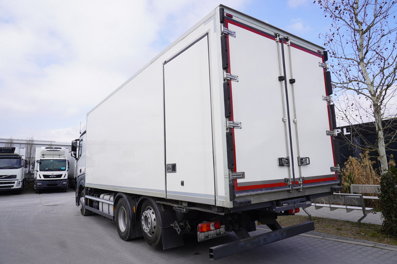 MERCEDES-BENZ Actros 2542 / GIGA cabin / Thermoking 1000R - Frigorífico camión: foto 3 MERCEDES-BENZ Actros 2542 / GIGA cabin / Thermoking 1000R - Frigorífico camión: foto 3