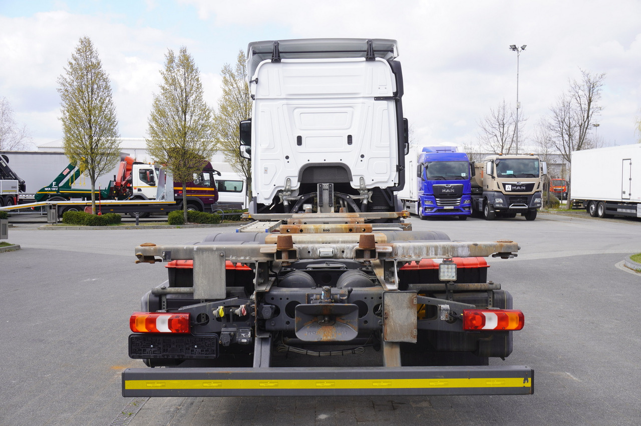 MERCEDES-BENZ Actros 2545 6x2 MP5 / Full ADR / BDF - Portacontenedore/ Intercambiable camión: foto 4 MERCEDES-BENZ Actros 2545 6x2 MP5 / Full ADR / BDF - Portacontenedore/ Intercambiable camión: foto 4