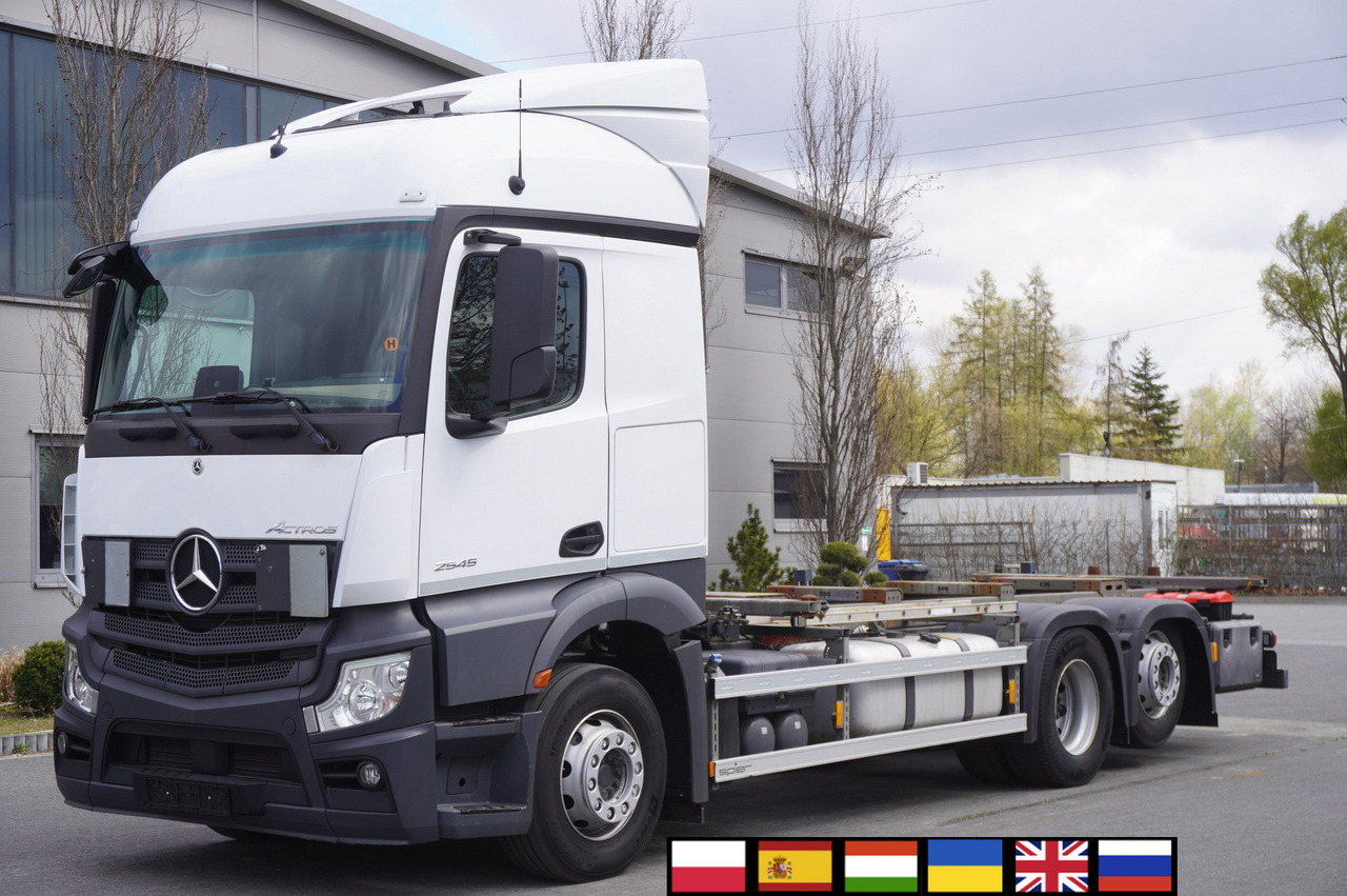 MERCEDES-BENZ Actros 2545 6x2 MP5 / Full ADR / BDF - Portacontenedore/ Intercambiable camión: foto 1 MERCEDES-BENZ Actros 2545 6x2 MP5 / Full ADR / BDF - Portacontenedore/ Intercambiable camión: foto 1