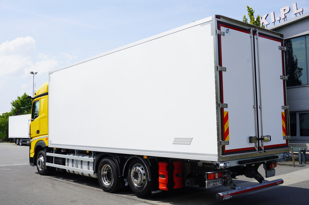 MERCEDES-BENZ Actros 2545 MP5 6×2 E6 / NEW Igloocar refrigerator / 19 pallets / Carrier Supra 850 - Frigorífico camión: foto 3 MERCEDES-BENZ Actros 2545 MP5 6×2 E6 / NEW Igloocar refrigerator / 19 pallets / Carrier Supra 850 - Frigorífico camión: foto 3