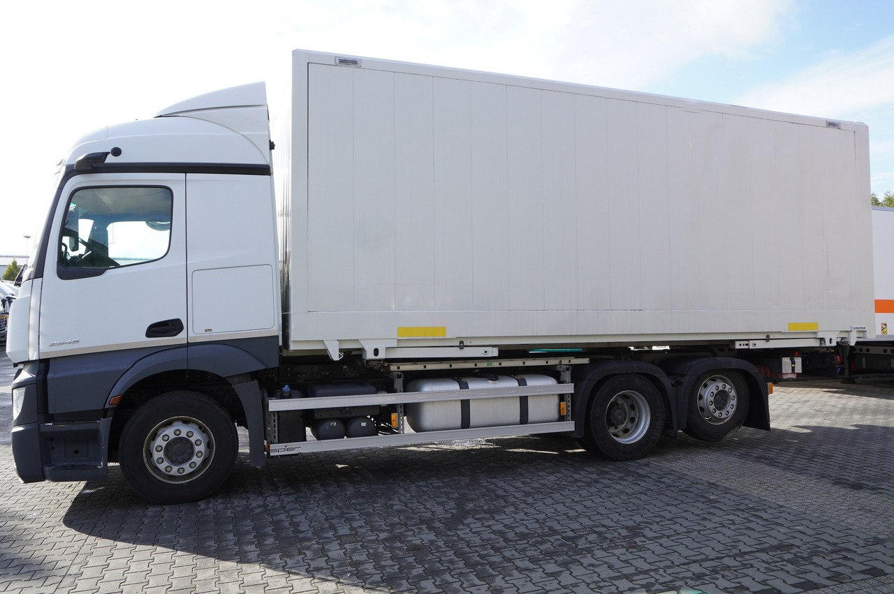 MERCEDES-BENZ Actros 2545 MP5 / KRONE 18 EPAL box body / ADR AT - Camión caja cerrada: foto 5 MERCEDES-BENZ Actros 2545 MP5 / KRONE 18 EPAL box body / ADR AT - Camión caja cerrada: foto 5