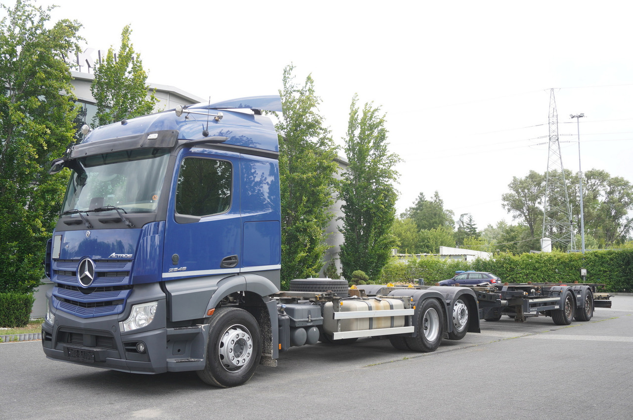 MERCEDES-BENZ Actros 2546 MP5 / BDF / 16.2 T load capacity / trailer BDF Kogel - Portacontenedore/ Intercambiable camión: foto 4 MERCEDES-BENZ Actros 2546 MP5 / BDF / 16.2 T load capacity / trailer BDF Kogel - Portacontenedore/ Intercambiable camión: foto 4