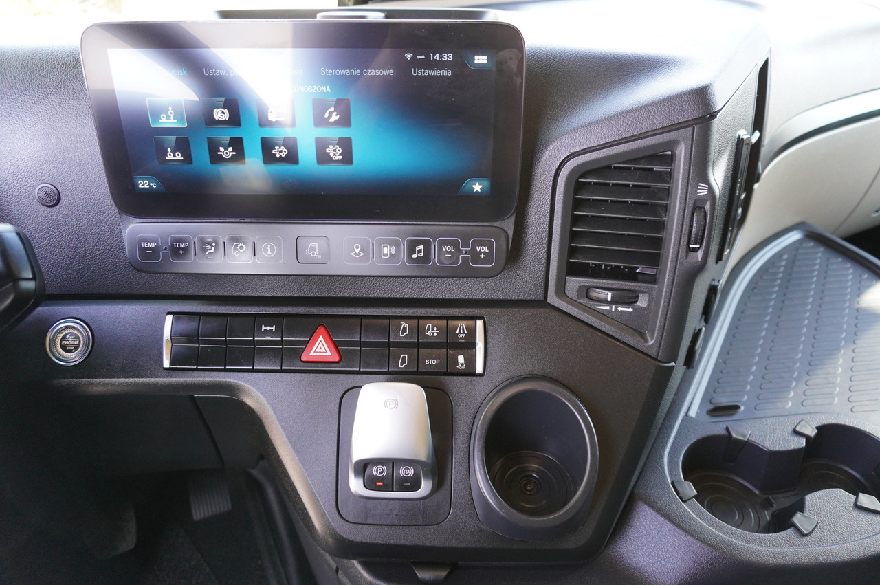 Leasing financiero de MERCEDES-BENZ Actros 2548 E6 / GIGA / Cab Lounge chair / Lamberet Refrigerator / Carrier Supra 950 leasing MERCEDES-BENZ Actros 2548 E6 / GIGA / Cab Lounge chair / Lamberet Refrigerator / Carrier Supra 950: foto 25